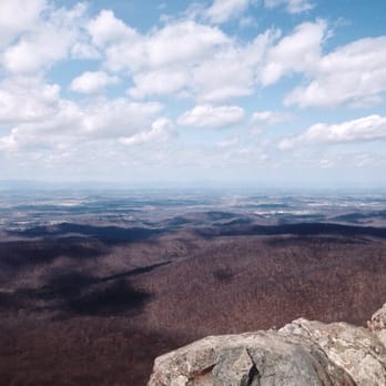 Humpback Rocks - Hiking Near Me - Rockfish, Virginia