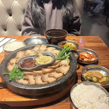 Jin Cook - Garlic Suyuk - Korean Near Me - Buena Park, California