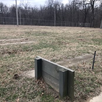 Berrytown Park - Horseshoe pits are great -- but 3 of the 4 poles are missing. - Parks Near Me - Louisville, Kentucky