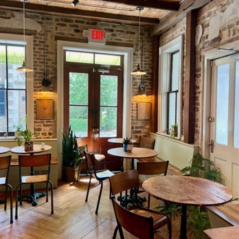 Harken Cafe - Seating - Coffee & Tea Near Me - Charleston, South Carolina Harken Cafe - Seating - Coffee & Tea Near Me - Charleston, South Carolina