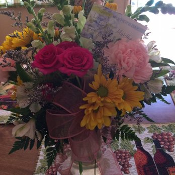 The Garden House - Second year in row using this place for Mothers Day - Florists Near Me - King City, California The Garden House - Second year in row using this place for Mothers Day - Florists Near Me - King City, California