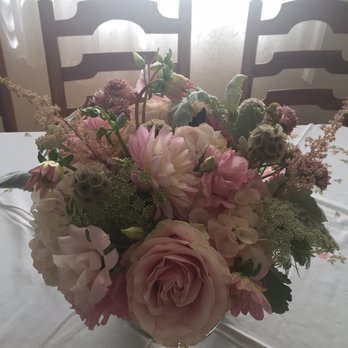 KLT Floral - Wedding table arrangement - Florists Near Me - Los Angeles, California KLT Floral - Wedding table arrangement - Florists Near Me - Los Angeles, California
