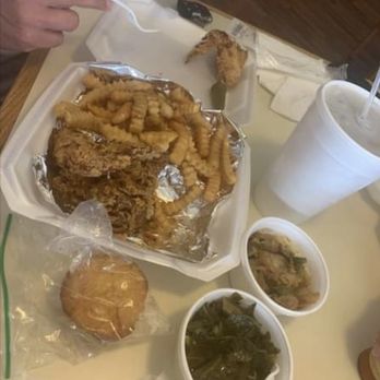 Doris J’s Kitchen - Fried chicken, greens, & fried cabbage - Soul Food Near Me - Midland, Texas