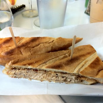 La Isla Restaurant - Cuban Near Me - Hoboken, New Jersey