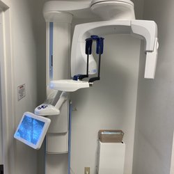 Gary Roberts, DDS - New CBCT allows us to capture 2D and 3D and virtually plan implants