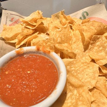 Chili's - Chips & Salsa - American Near Me - Clark, New Jersey