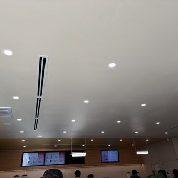 Molly Tea - Indoor - Bubble Tea Near Me - Cupertino, California