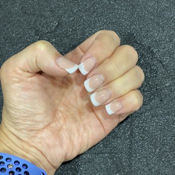 Marlow Nails - Nail Salons Near Me - Santa Rosa, California