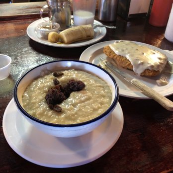 Pelton Cafe - Breakfast & Brunch Near Me - San Leandro, California
