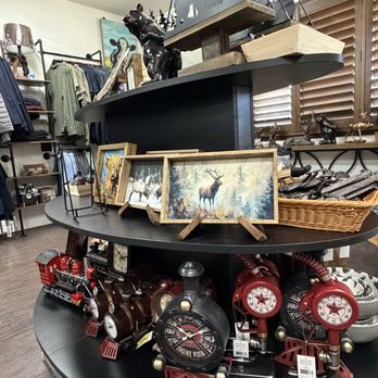 Tehachapi Apparel & Gifts - Gift Shops Near Me - Tehachapi, California Tehachapi Apparel & Gifts - Gift Shops Near Me - Tehachapi, California