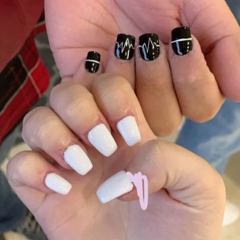 Cosmo Nails - Nail Salons Near Me - Lafayette, Colorado
