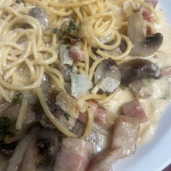 Gino's Ristorante - Spaghetti Carbonara - Pizza Near Me - Lancaster, California Gino's Ristorante - Spaghetti Carbonara - Pizza Near Me - Lancaster, California