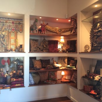 Self Realization Fellowship Books & Gifts - Beautifully organized, fun to browse thru - Bookstores Near Me - Encinitas, California Self Realization Fellowship Books & Gifts - Beautifully organized, fun to browse thru - Bookstores Near Me - Encinitas, California