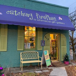 Such a cute & signature storefront