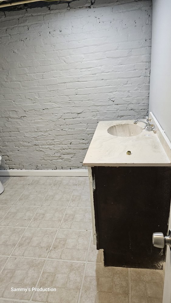 Slide of No Limit Contracting