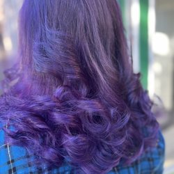 Dante’s Kitchen Sink Salon