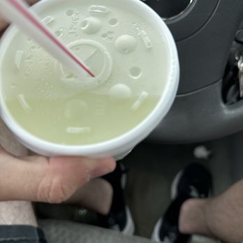 Raymond's Hamburgers and Tacos - Lemonade - Burgers Near Me - Chicago, Illinois Raymond's Hamburgers and Tacos - Lemonade - Burgers Near Me - Chicago, Illinois