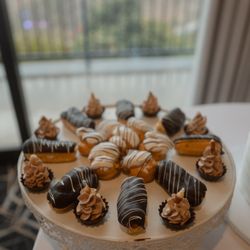 Fancy Cake Bakery - DESSERT TRAY