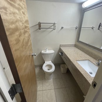 Quality Inn Lincolnton - Hotels Near Me - Lincolnton, North Carolina Quality Inn Lincolnton - Hotels Near Me - Lincolnton, North Carolina