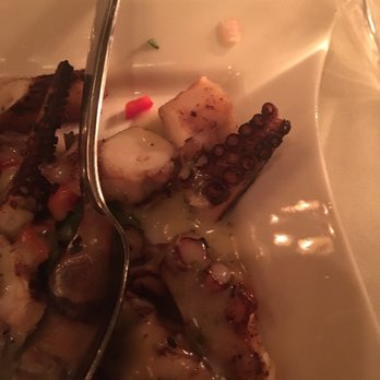 Riverwinds Restaurant - New American Near Me - West Deptford, New Jersey