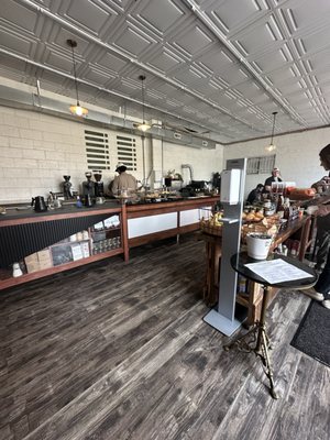 Amberson Coffee & Grocer by null