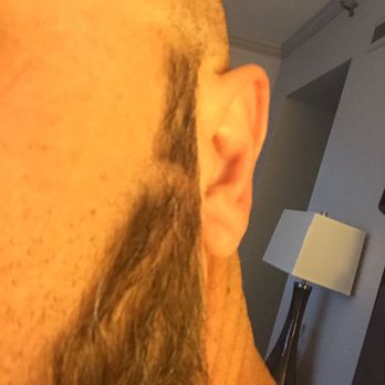 Simone David Barbershop - Gigantic notch in my beard. - Barbers Near Me - Seattle, Washington
