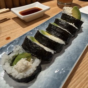 So Sushi - Blue Crab Roll - Cut Roll - Sushi Bars Near Me - Los Angeles, California So Sushi - Blue Crab Roll - Cut Roll - Sushi Bars Near Me - Los Angeles, California