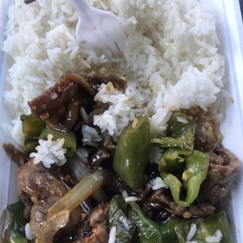 Golden Z - Spicy Beef over white rice - Chinese Near Me - Brooklyn, New York