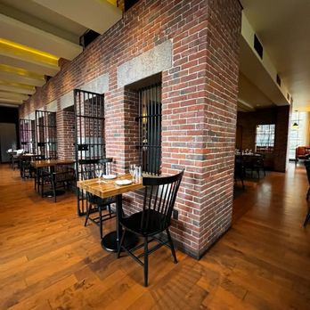 Clink - Dining area - New American Near Me - Boston, Massachusetts Clink - Dining area - New American Near Me - Boston, Massachusetts