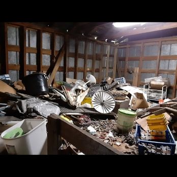 Joexai Junk Removal - Barn Cleanout before - Junk Removal & Hauling Near Me Joexai Junk Removal - Barn Cleanout before - Junk Removal & Hauling Near Me