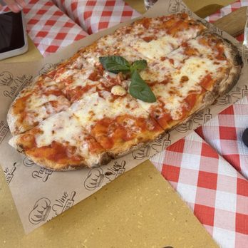 Pasta e Vino - Roman style margarita pizza. - Italian Near Me - Rome, RM Pasta e Vino - Roman style margarita pizza. - Italian Near Me - Rome, RM