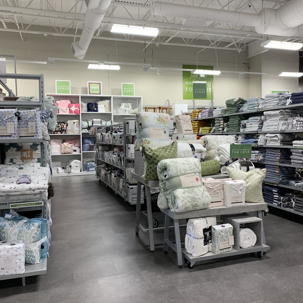 Homesense - Whole section of bedding/linen wear for your bedroom - Department Stores Near Me - Orlando, Florida Homesense - Whole section of bedding/linen wear for your bedroom - Department Stores Near Me - Orlando, Florida