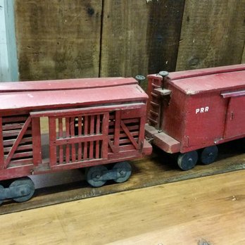 Crawford Antiques - Antiques Near Me - Soquel, California
