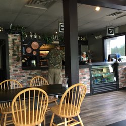 Hoagie's Pizza & Pasta - Ordering a spinach , broccoli and feta !!!