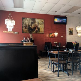 Lazy Bear Restaurant - Plenty of seating - Breakfast & Brunch Near Me - New Castle, Colorado Lazy Bear Restaurant - Plenty of seating - Breakfast & Brunch Near Me - New Castle, Colorado