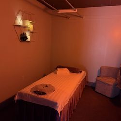Holly Spa