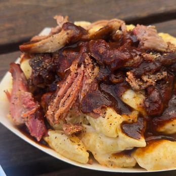 Tattooed Hog BBQ - Pulled pork macaroni & cheese - Barbeque Near Me - North Kansas City, Missouri Tattooed Hog BBQ - Pulled pork macaroni & cheese - Barbeque Near Me - North Kansas City, Missouri