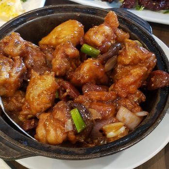 China Bistro - House special chicken in clay pot - Cantonese Near Me - Rosemead, California China Bistro - House special chicken in clay pot - Cantonese Near Me - Rosemead, California