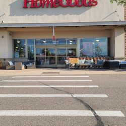 HomeGoods - The Front & Signage 07-04-2023