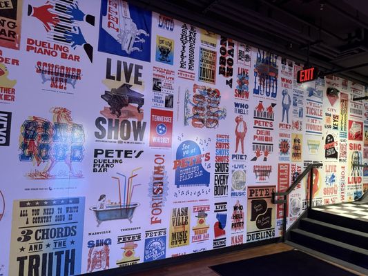 Pete's Dueling Piano Bar by null