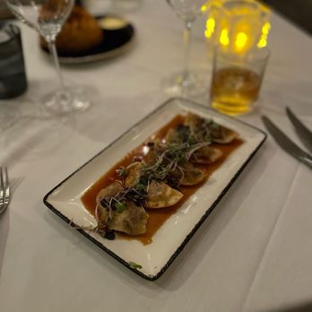 Eddie Merlot's - Filet Mignon potstickers - Seafood Near Me - Boston, Massachusetts Eddie Merlot's - Filet Mignon potstickers - Seafood Near Me - Boston, Massachusetts