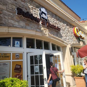 Bubble & Butter - Outside - Patisserie/Cake Shop Near Me - Chula Vista, California