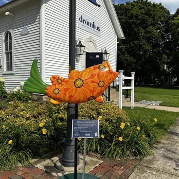 Dromhus - Exterior - Restaurants Near Me - Sturgeon Bay, Wisconsin