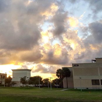 Texas A & M University - Just have to look past the hurricane-proof buildings sometimes. - Colleges & Universities Near Me - Galveston, Texas Texas A & M University - Just have to look past the hurricane-proof buildings sometimes. - Colleges & Universities Near Me - Galveston, Texas