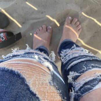 Shoreline Cafe - Bare feet in the sand @ my table - Seafood Near Me - Santa Barbara, California Shoreline Cafe - Bare feet in the sand @ my table - Seafood Near Me - Santa Barbara, California