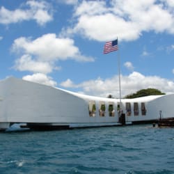 Rainbow Activities & Tours - Pearl Harbor Tour - USS Arizona Memorial