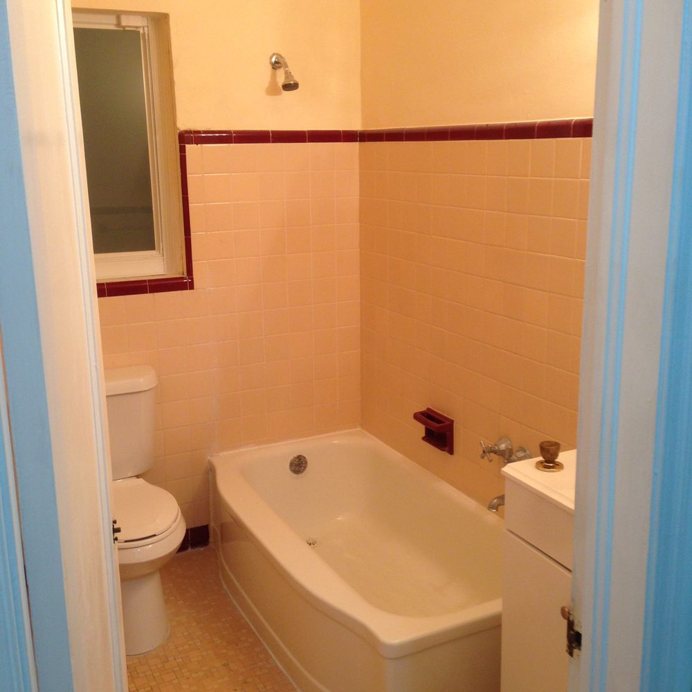 Alligator Construction - Dated guest bathroom became a sleek space. - General Contractors Near Me - Miami, Florida Alligator Construction - Dated guest bathroom became a sleek space. - General Contractors Near Me - Miami, Florida