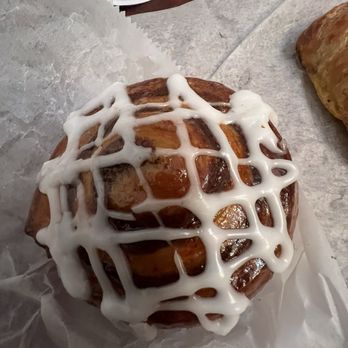 La Guli Pastry Shop - Bakeries Near Me - Astoria, New York La Guli Pastry Shop - Bakeries Near Me - Astoria, New York