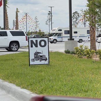 Buc-ee's - No semis allowed here folks! Your safe to enter. - Gas Stations Near Me - Daytona Beach, Florida Buc-ee's - No semis allowed here folks! Your safe to enter. - Gas Stations Near Me - Daytona Beach, Florida