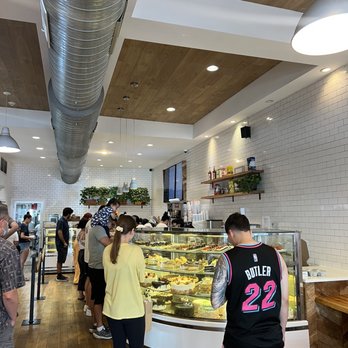 Dulce de Leche Bakery - Inside - really clean and nice - Bakeries Near Me - Jersey City, New Jersey